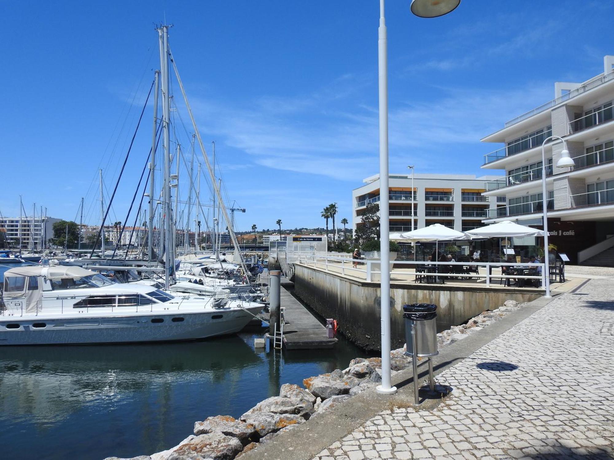Kates Place By Lagos Marina Екстериор снимка
